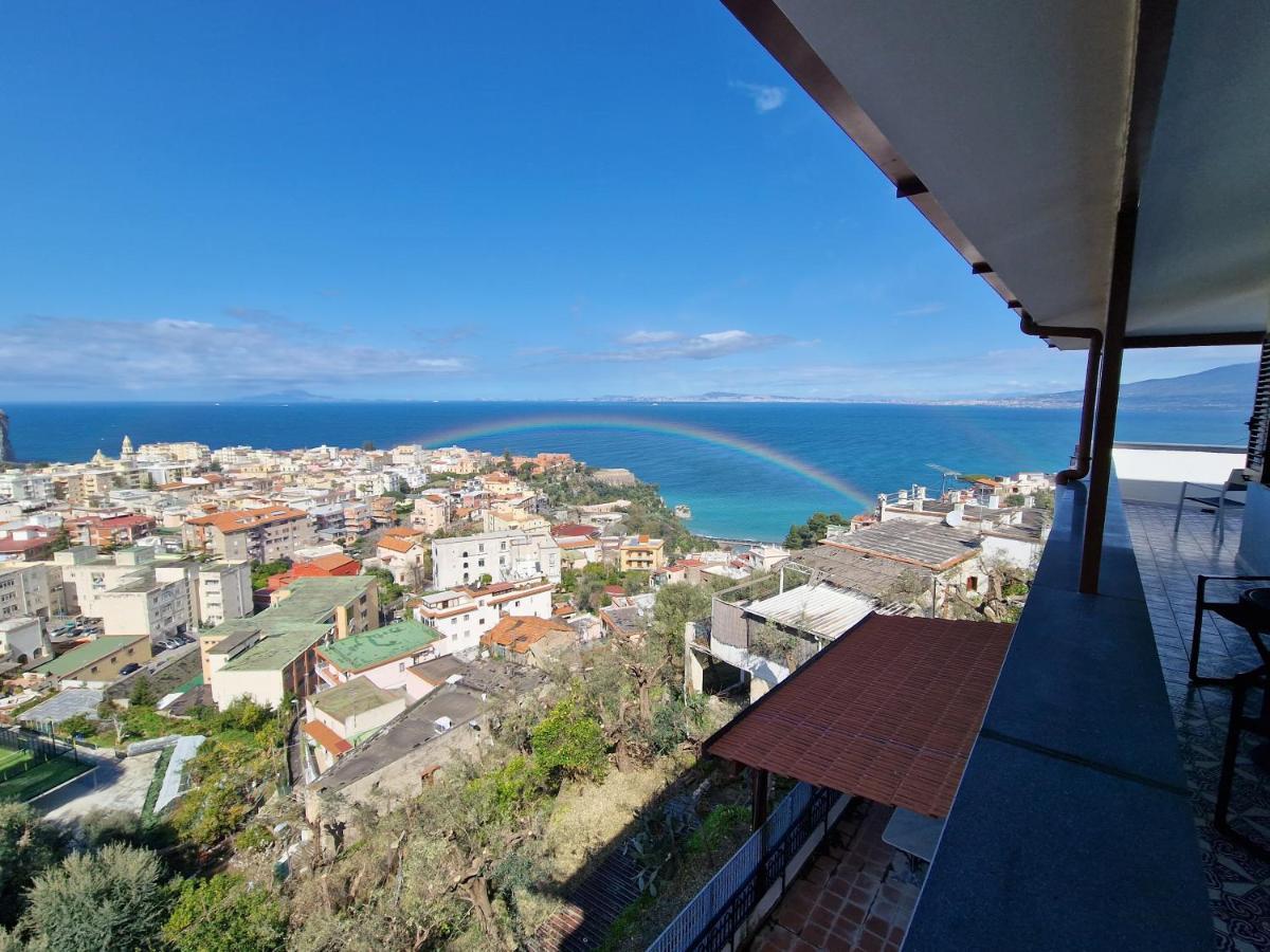 Appartamento In Villa Ariel Vico Equense Exteriör bild