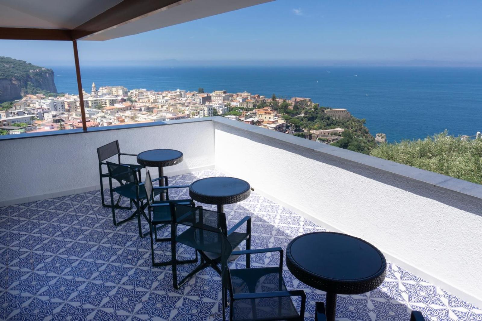 Appartamento In Villa Ariel Vico Equense Exteriör bild