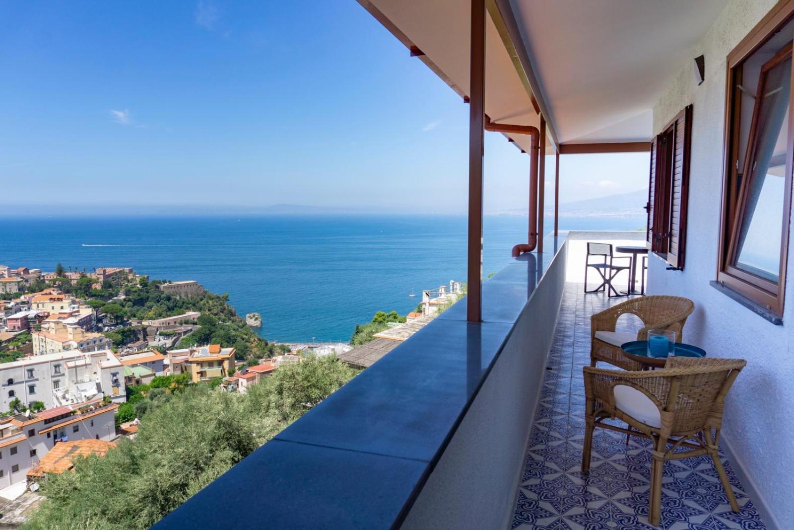 Appartamento In Villa Ariel Vico Equense Exteriör bild