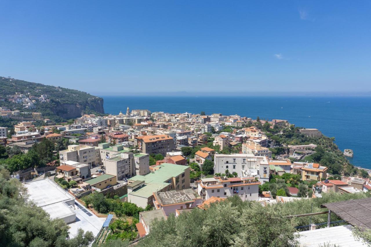 Appartamento In Villa Ariel Vico Equense Exteriör bild